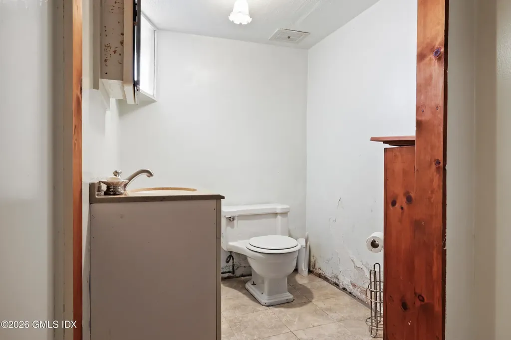 23 Thornhill Road Riverside CT 06878