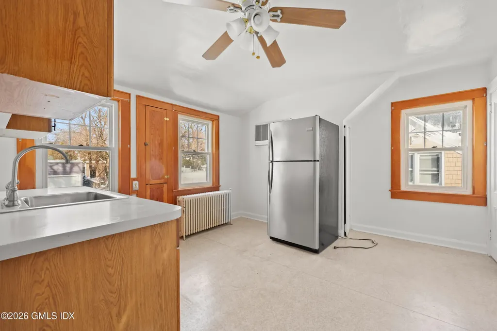 23 Thornhill Road Riverside CT 06878