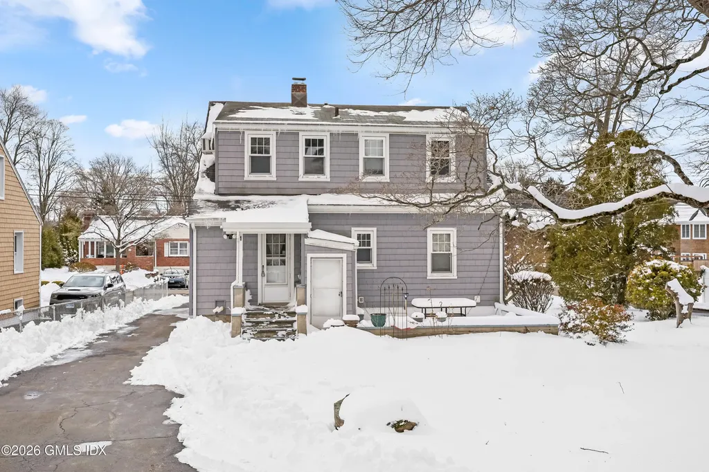 23 Thornhill Road Riverside CT 06878