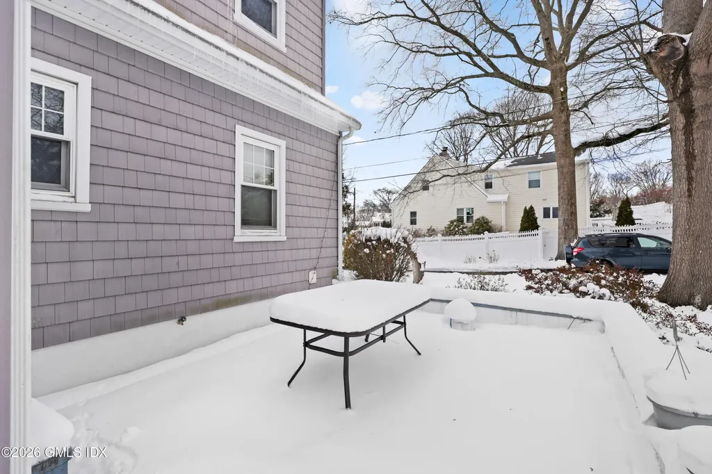 23 Thornhill Road Riverside CT 06878