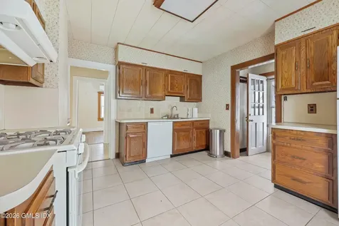 23 Thornhill Road Riverside CT 06878