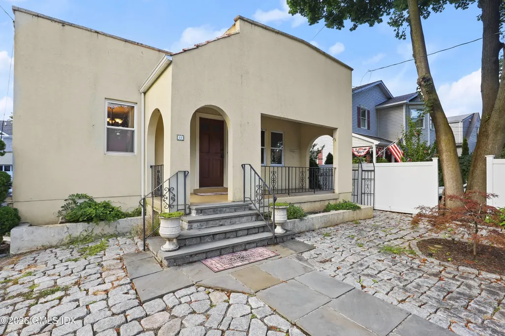 11 Rex Street Greenwich CT 06831