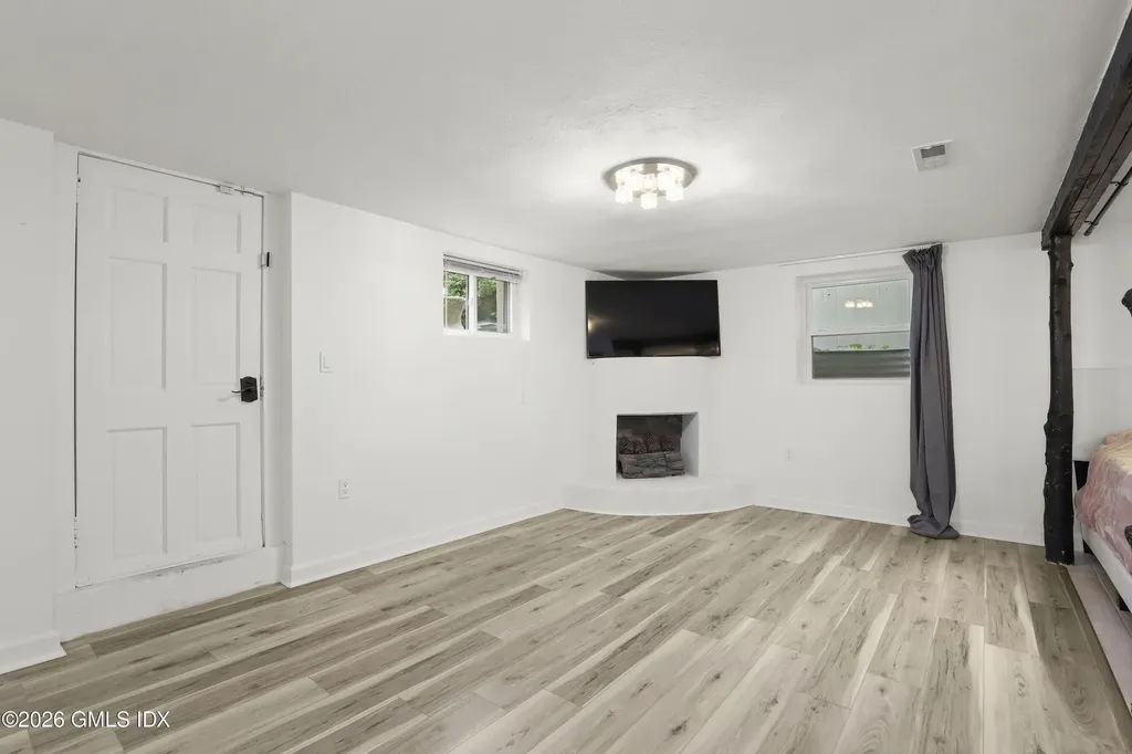 11 Rex Street Greenwich CT 06831