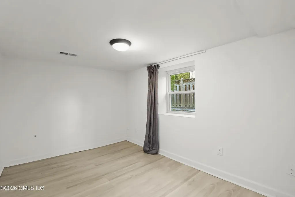 11 Rex Street Greenwich CT 06831