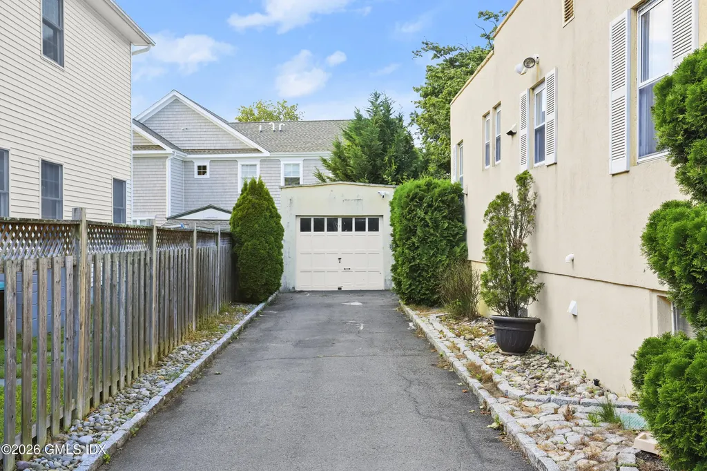 11 Rex Street Greenwich CT 06831