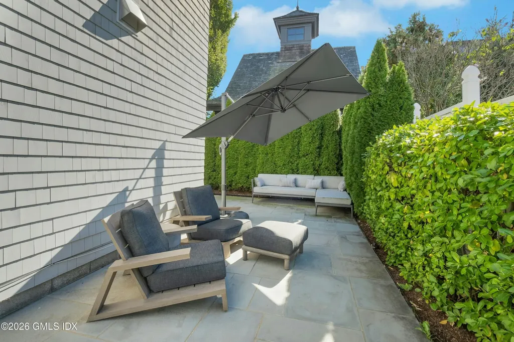 103 Connecticut Avenue Greenwich CT 06830