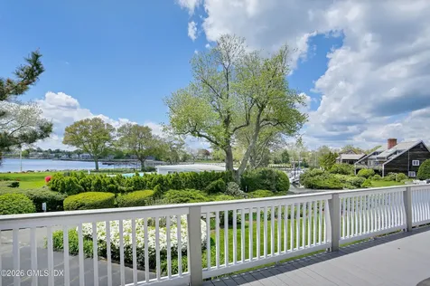 175 Dolphin Cove Quay Stamford CT 06902
