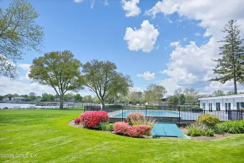 175 Dolphin Cove Quay Stamford CT 06902