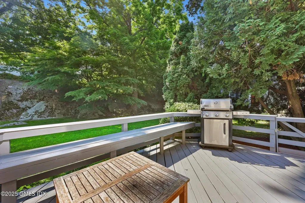63 Indian Harbor Drive Greenwich CT 06830