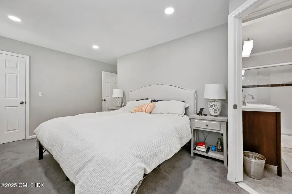 63 Indian Harbor Drive Greenwich CT 06830