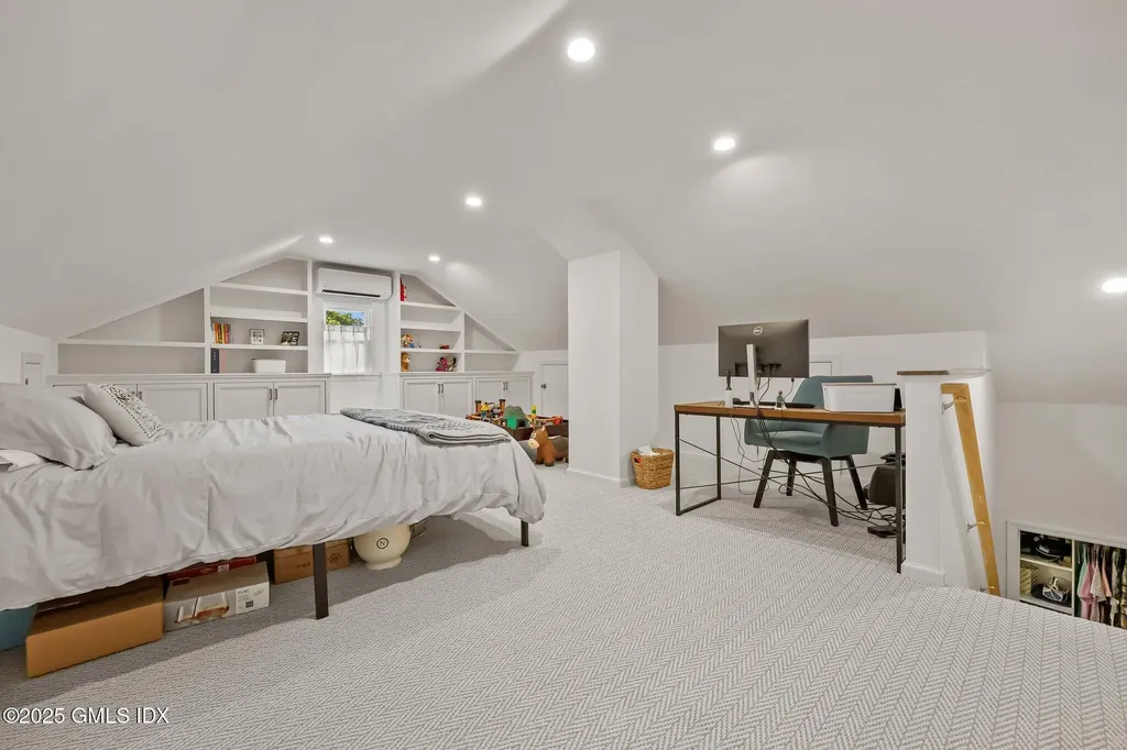 63 Indian Harbor Drive Greenwich CT 06830