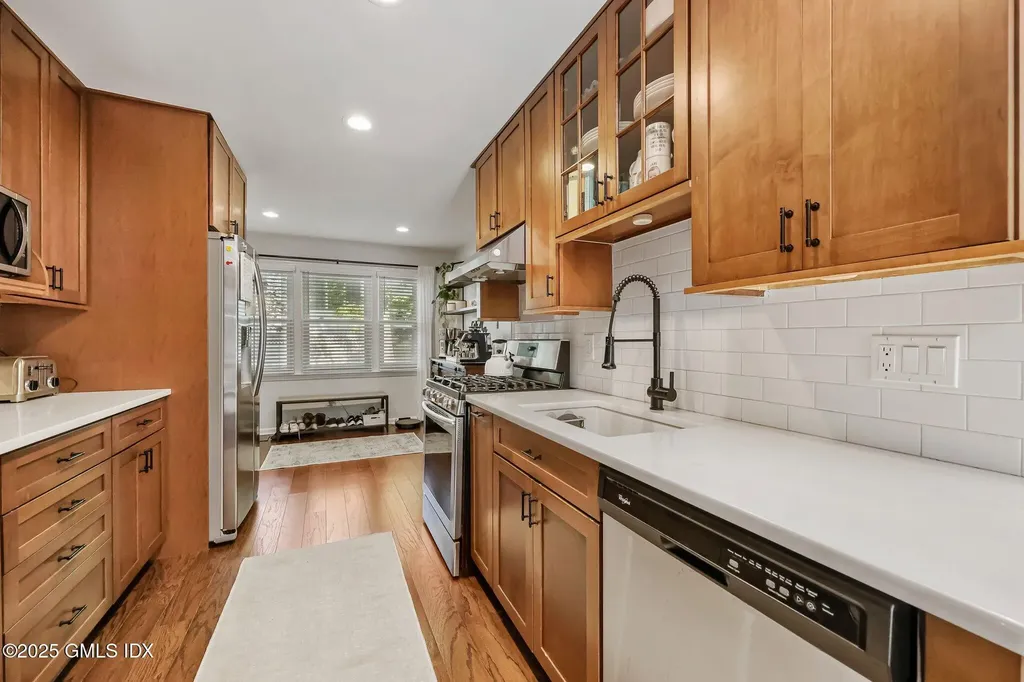 63 Indian Harbor Drive Greenwich CT 06830
