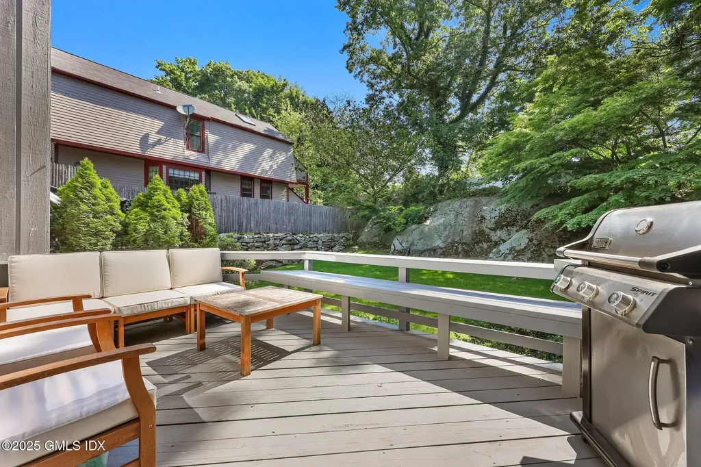 63 Indian Harbor Drive Greenwich CT 06830