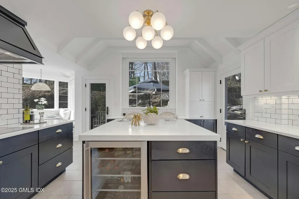 12 Osee Place Cos Cob CT 06807