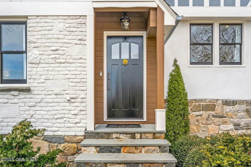 12 Osee Place Cos Cob CT 06807