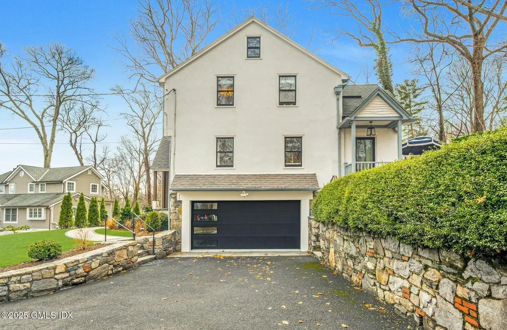 12 Osee Place Cos Cob CT 06807