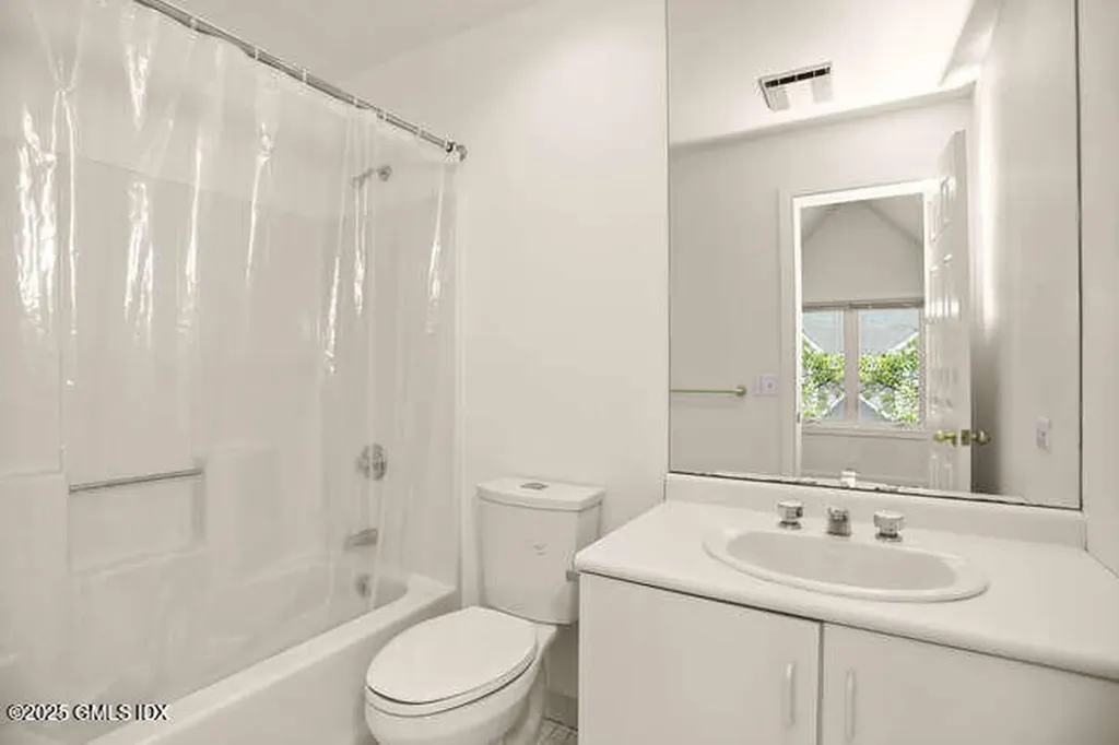 453 E Putnam Avenue Cos Cob CT 06807