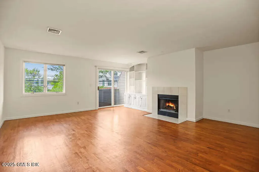 453 E Putnam Avenue Cos Cob CT 06807