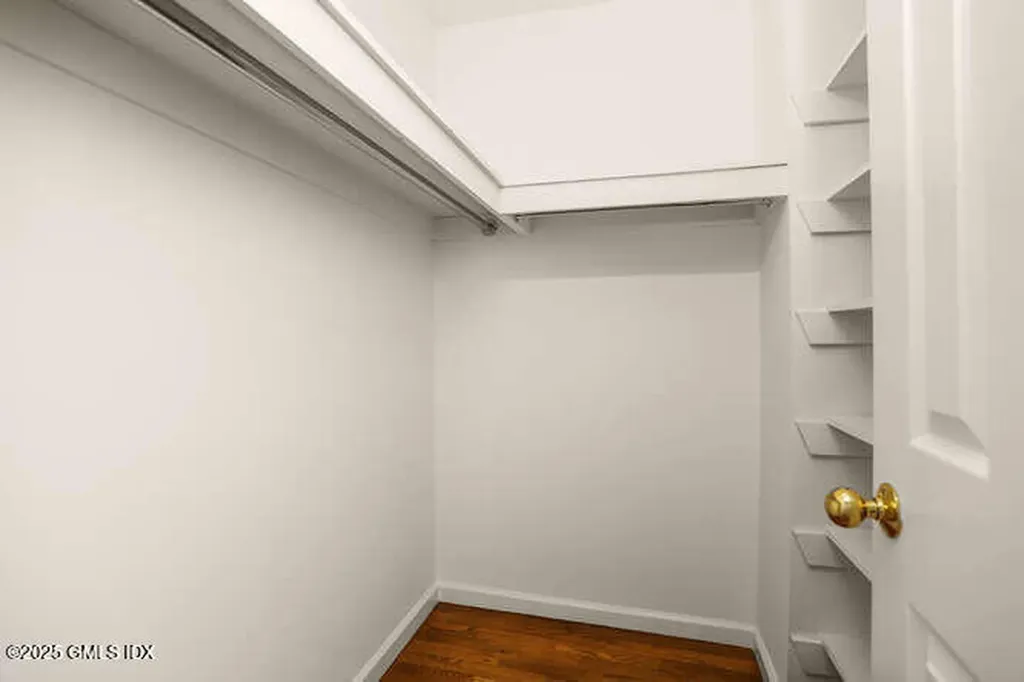 453 E Putnam Avenue Cos Cob CT 06807