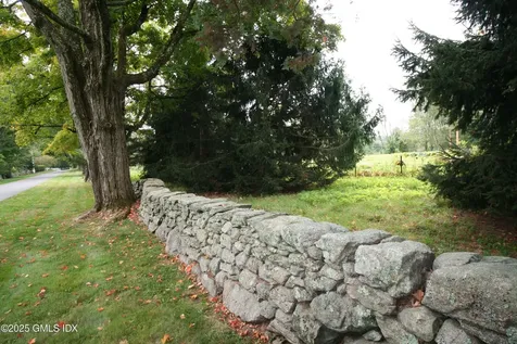 10 Cliffdale Road Greenwich CT 06831