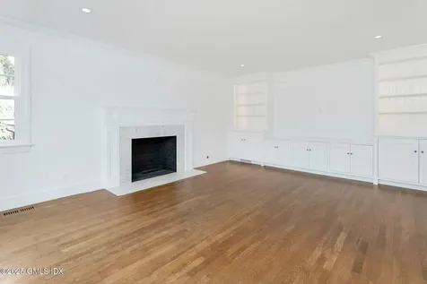 7 Deer Lane Greenwich CT 06830