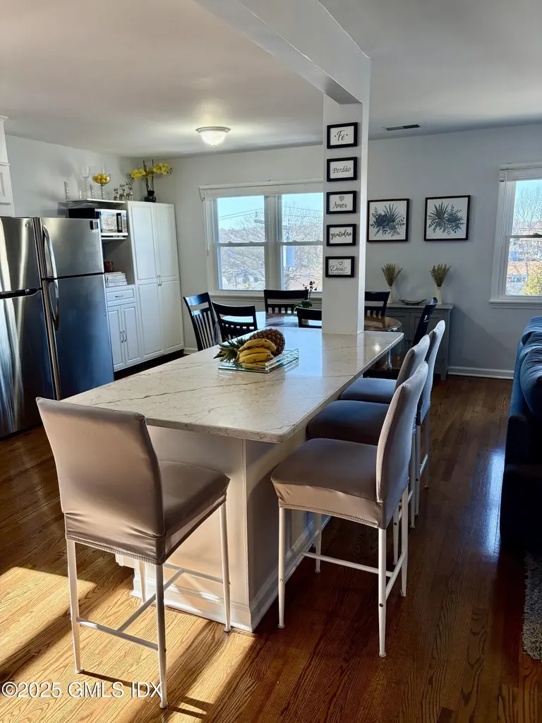 27 High Street Greenwich CT 06830