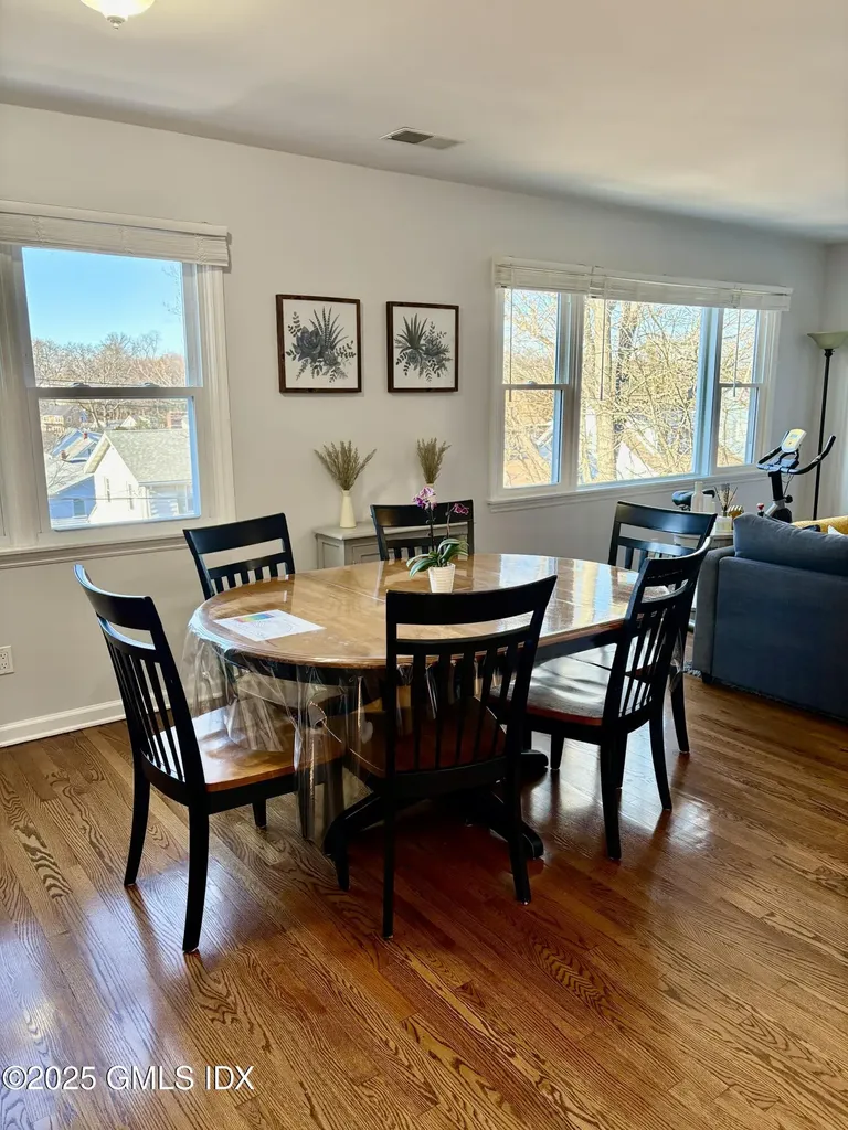 27 High Street Greenwich CT 06830