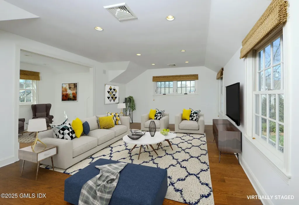 30 Rocky Point Road Old Greenwich CT 06870