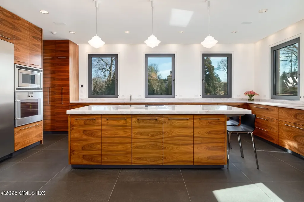 6 Windrose Way Greenwich CT 06830