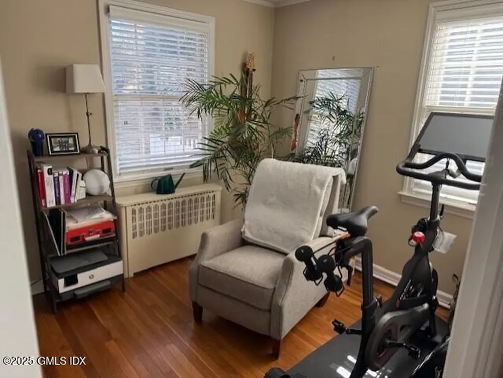 26 Halsey Drive Old Greenwich CT 06870