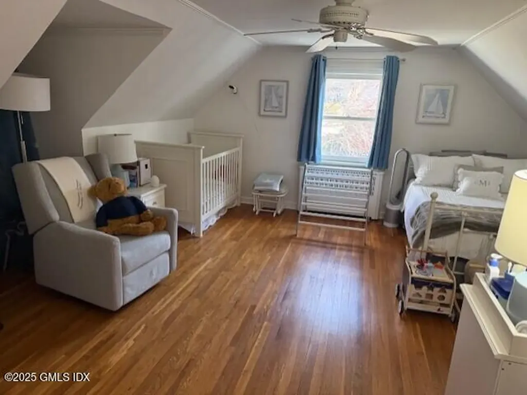 26 Halsey Drive Old Greenwich CT 06870