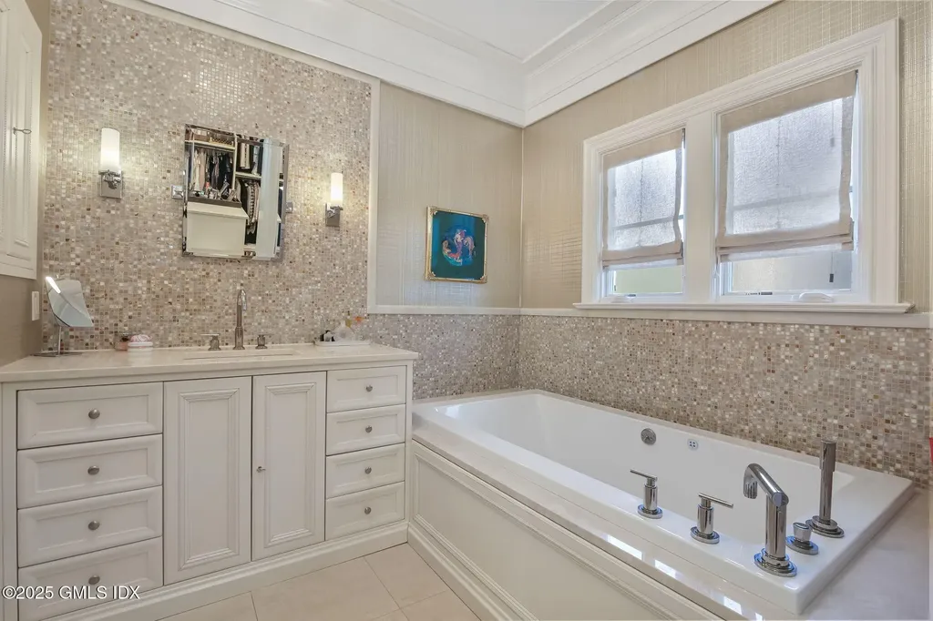 56 Milbank Avenue Greenwich CT 06830
