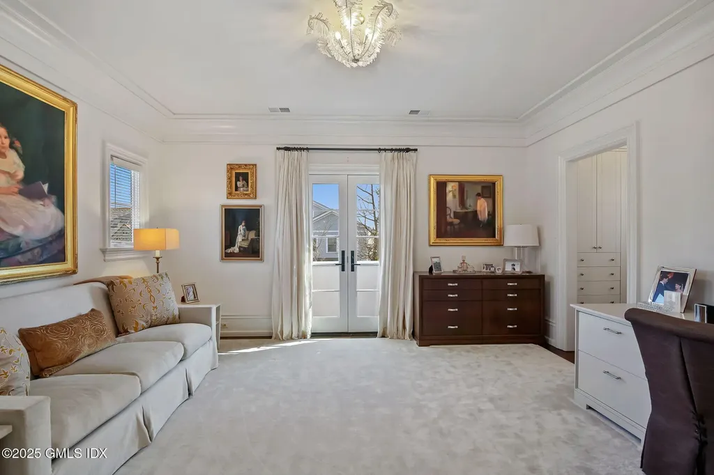 56 Milbank Avenue Greenwich CT 06830