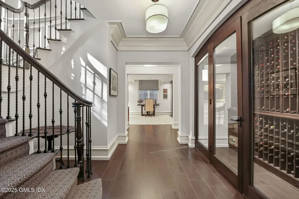 56 Milbank Avenue Greenwich CT 06830