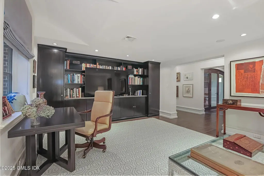 56 Milbank Avenue Greenwich CT 06830