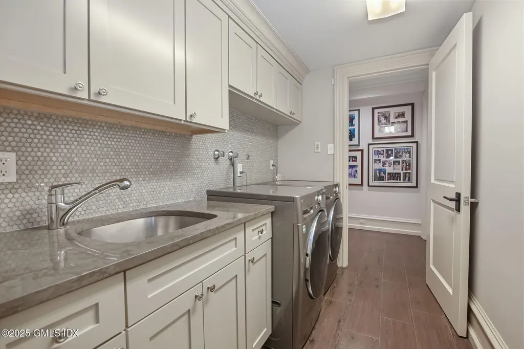 56 Milbank Avenue Greenwich CT 06830