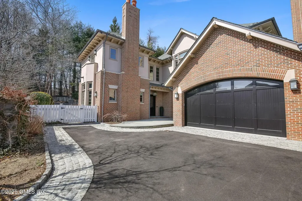 56 Milbank Avenue Greenwich CT 06830