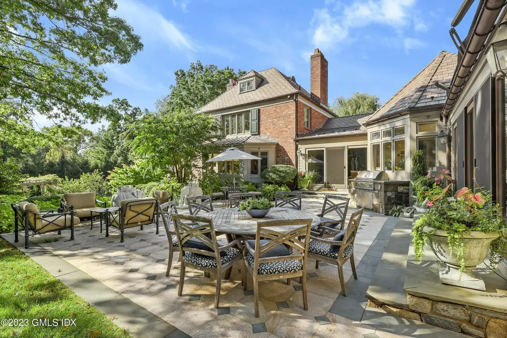 2 Winding Lane Greenwich CT 06831