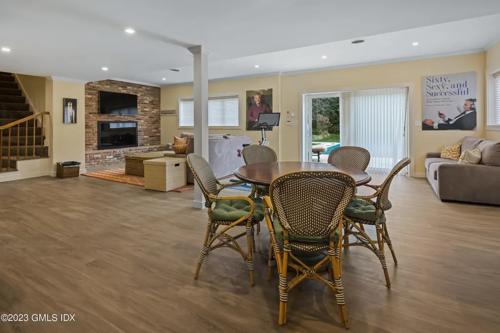 2 Winding Lane Greenwich CT 06831