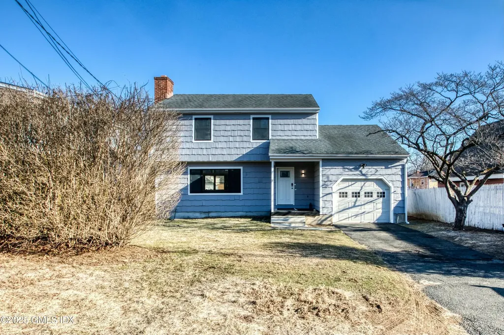 9 Apache Place Riverside CT 06878