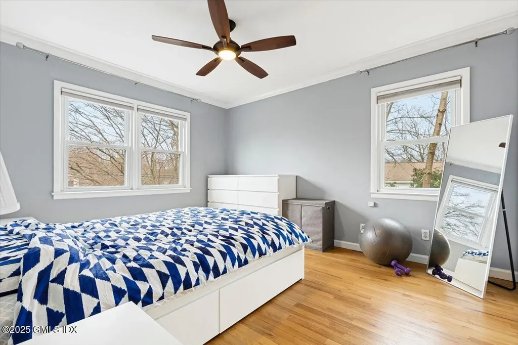 12 Mary Lane Riverside CT 06878