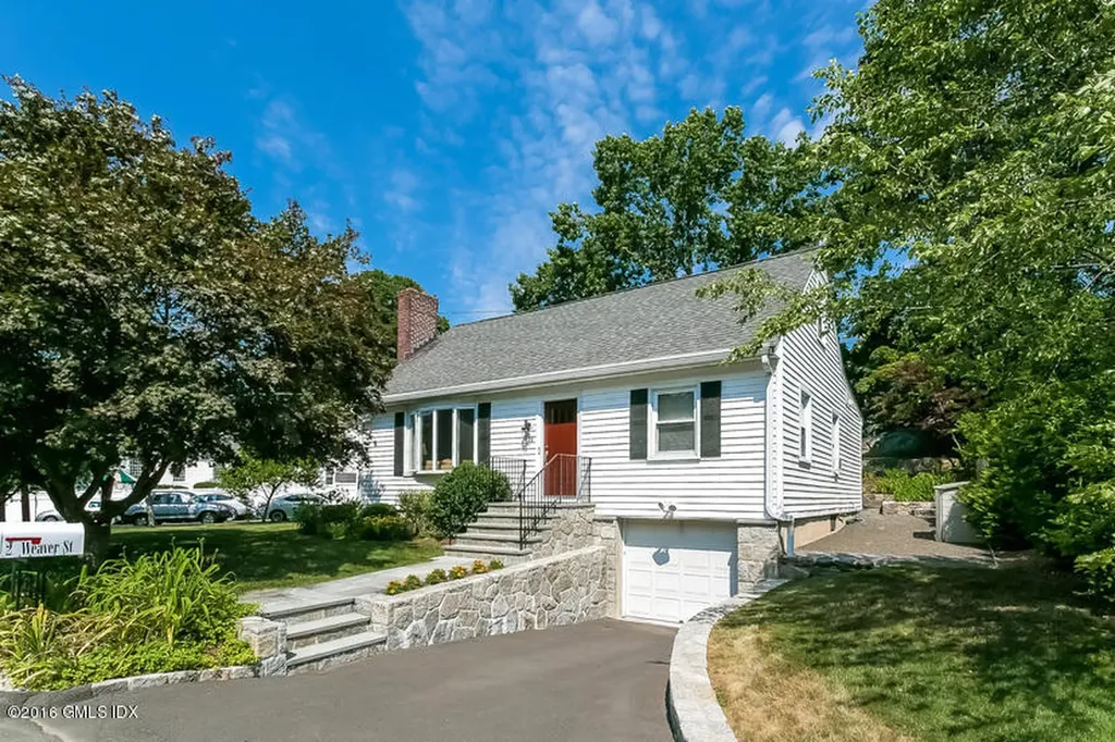 2 Weaver Street Greenwich CT 06831