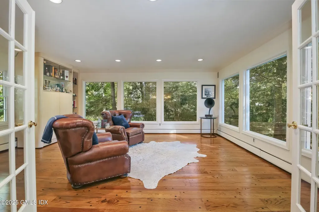 8 Tinker Lane Greenwich CT 06830