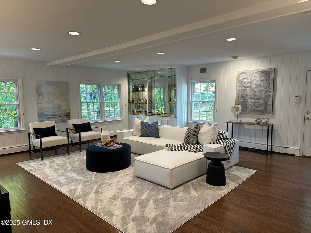 8 Tinker Lane Greenwich CT 06830