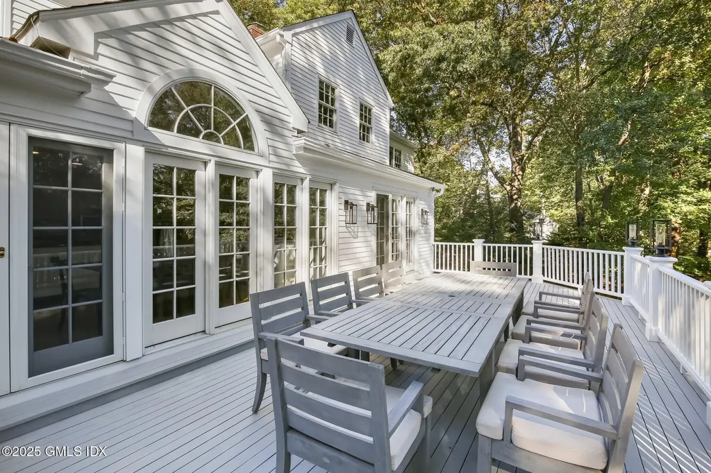 8 Tinker Lane Greenwich CT 06830