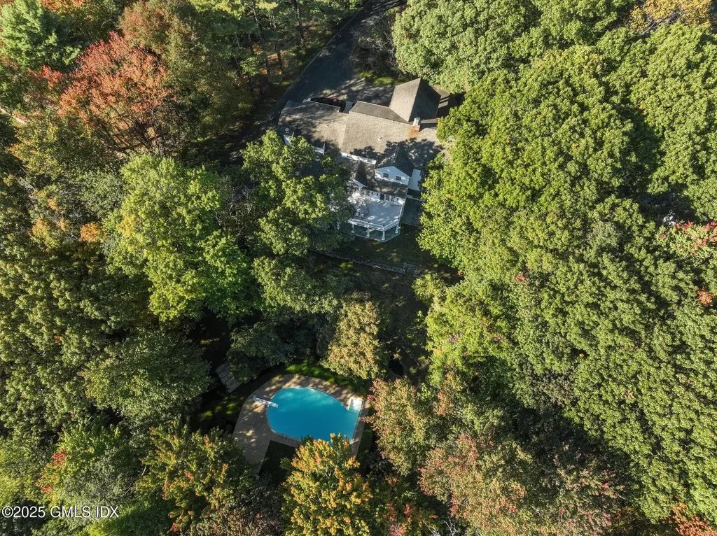 8 Tinker Lane Greenwich CT 06830