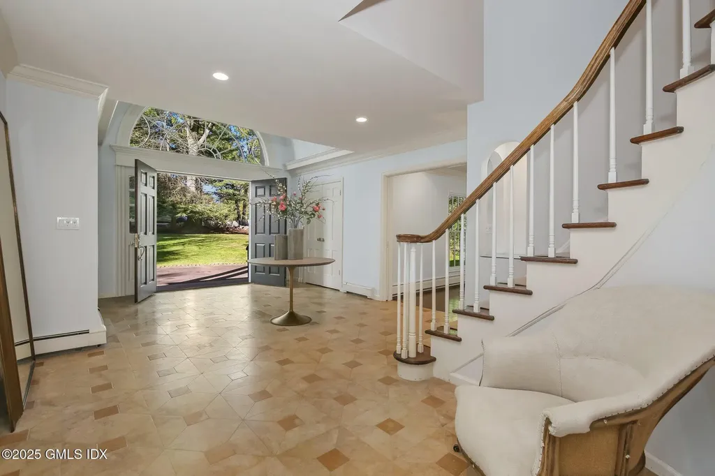 8 Tinker Lane Greenwich CT 06830