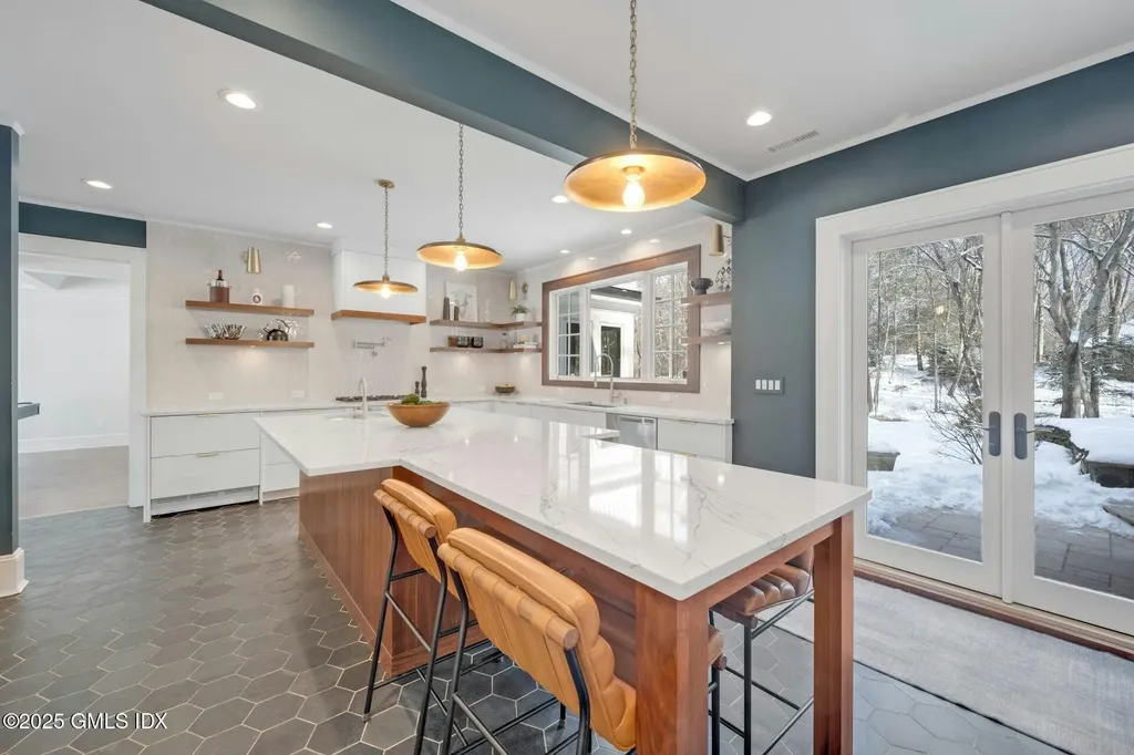 157 Harpsichord Turnpike Stamford CT 06903