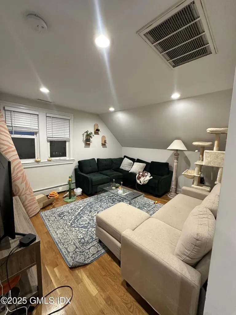 30 Harold Avenue Greenwich CT 06830