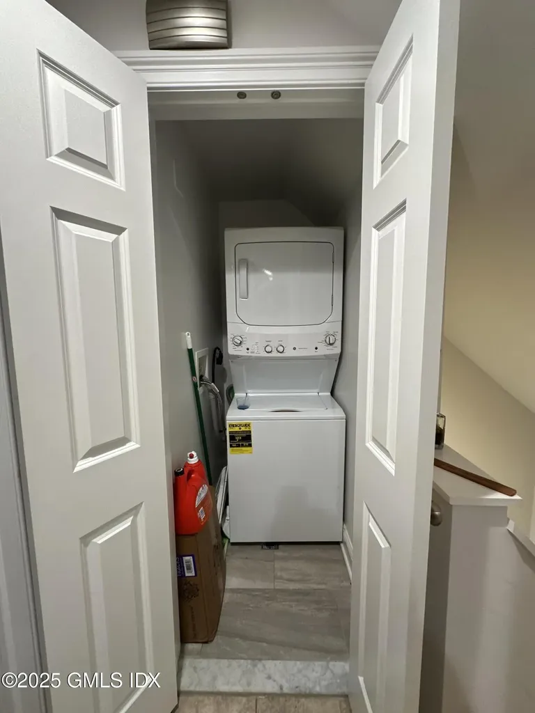 30 Harold Avenue Greenwich CT 06830